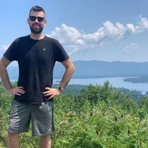 Meet your Posher, Chris